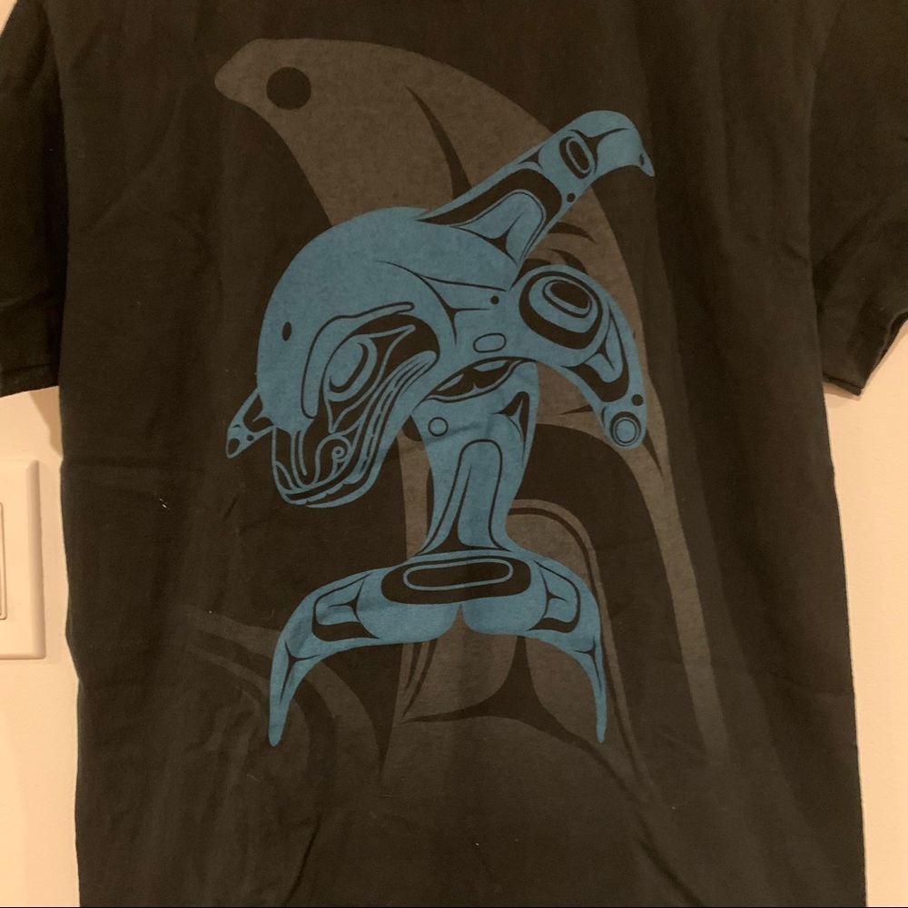 Aboriginal Native Origins Black graphic T-shirt Orca Whale Mens Medium M